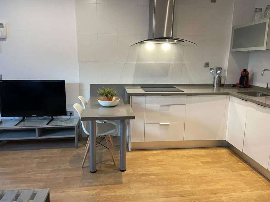 Bonito Apartamento Cerca Del Centro - Trinidad Málaga Exteriör bild